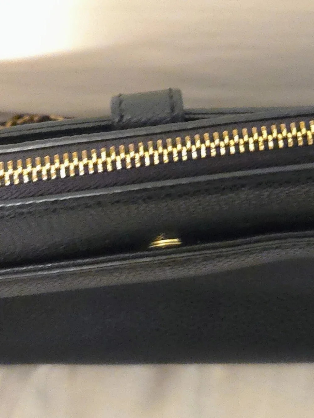 EUC Michael Kors Mercer cross body bag